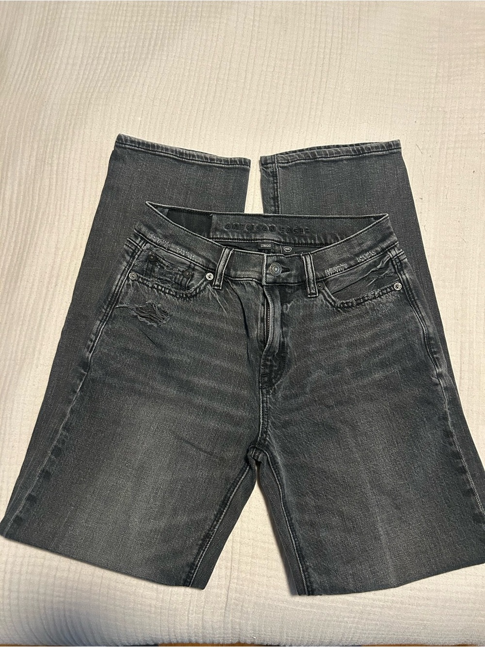 American Eagle Strigid Ex-Boyfriend Charcoal Washed Jeans